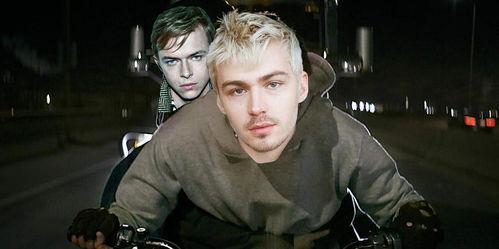 韦恩 第一季,英雄的诞生与成长之路